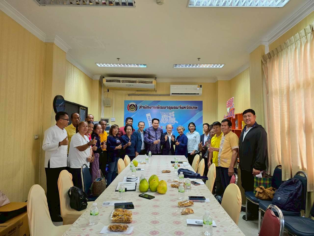 พช.เลย หนุนเกษตรกรโคก หนองนา ร่วมขับเคลื่อนโครงการปลูก “คำเปียว” (น้ำเต้าญี่ปุ่น) เพิ่มทางเลือกอาชีพ สร้างรายได้สู่ชุมชน