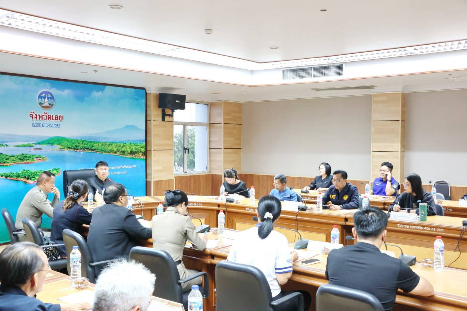 พช.เลย ร่วมประชุมเตรียมพร้อม "งานประเพณีบุญซำฮะ ปี ๖๙" ชู Soft Power ผ้าลายดอกฝ้าย ตั้งเป้านางรำ ๑.๕ หมื่นคน กระตุ้นเศรษฐกิจฐานราก