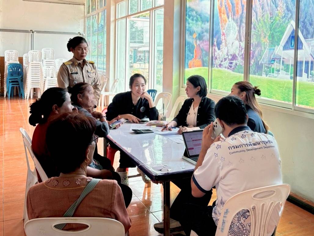พช.เลย จับเข่าคุย! ลุยโมเดล "เพื่อนคู่คิด" ประกบ 10 กลุ่มสตรีวังสะพุง แก้หนี้ค้างยกระดับทุนหมุนเวียนชุมชน