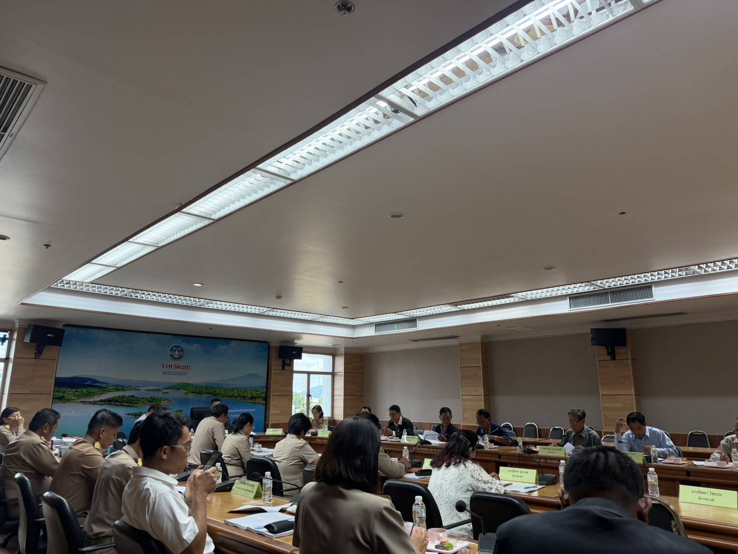 พช.เลย ร่วมขับเคลื่อนธรรมภิบาล! ประชุม ก.อบต.จังหวัดเลย 7/2569 ยกระดับการบริหารงานบุคคล เพื่อประสิทธิภาพการบริการประชาชน