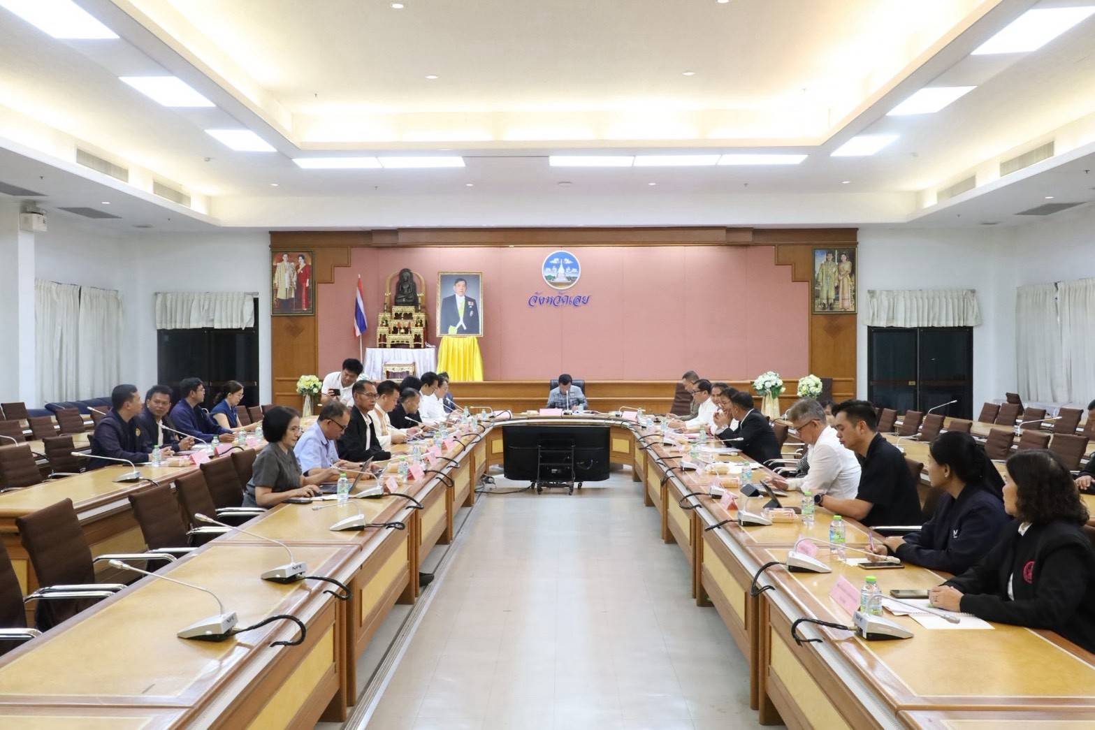 พช.เลย เกาะติดเวที Morning Brief! ร่วมบูรณาการงาน พร้อมขับเคลื่อน "OTOP-ท่องเที่ยว-แก้จน" เข้มข้น มุ่งยกระดับคุณภาพชีวิตชาวเมืองเลยต่อเนื่อง