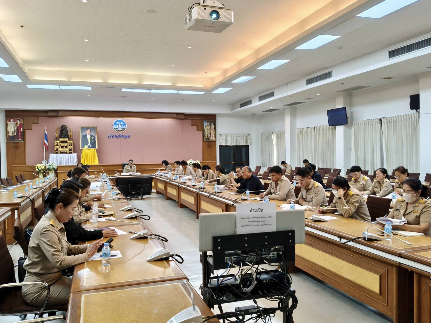 จังหวัดเลย ประชุมคณะกรรมการด้านการจัดทำดอกไม้จันทน์ ครั้งที่ 1/2569 เตรียมพร้อมจัดทำ “ดอกไม้จันทน์” 630,000 ดอก รวมพลังจิตอาสาทั่ว 14 อำเภอ ถวายความอาลัยอย่างสมพระเกียรติ
