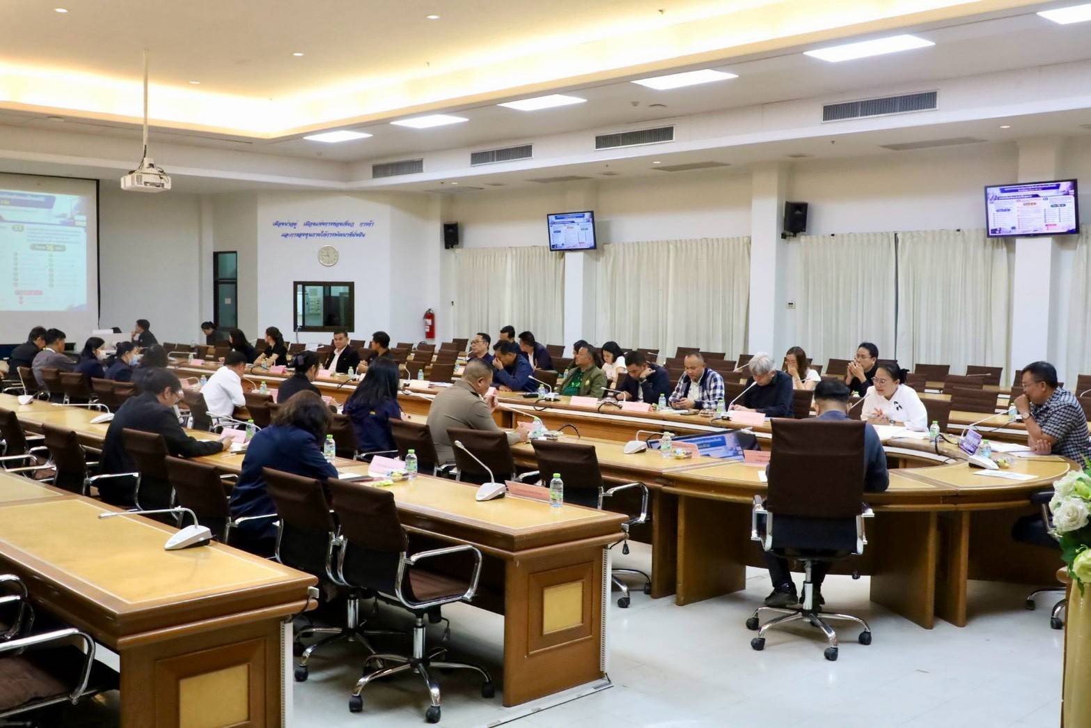 พช.เลย ร่วม Morning Brief ติดตามภารกิจจังหวัด เชื่อมงานพัฒนาสู่การปฏิบัติให้ตรงบริบทพื้นที่