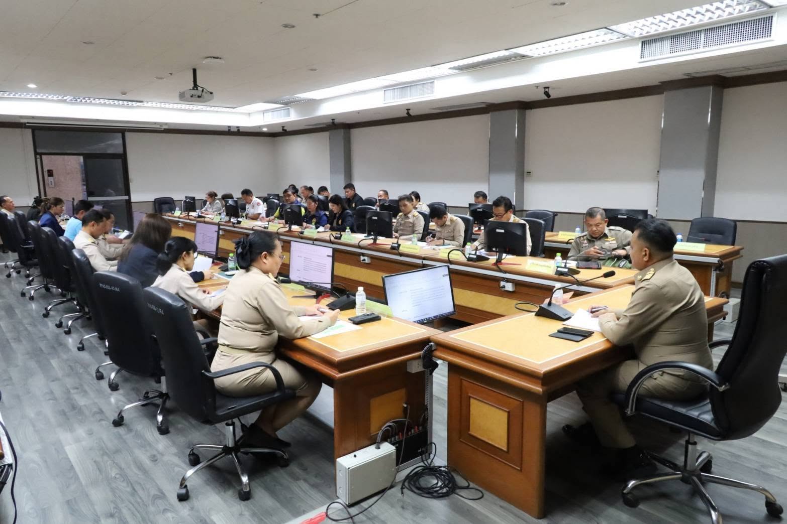 พช.เลย ร่วมขับเคลื่อนการปรับปรุงเขตตำบลชมเจริญ มุ่งสร้างความชัดเจนแนวเขตการปกครอง สอดคล้องสภาพพื้นที่จริง