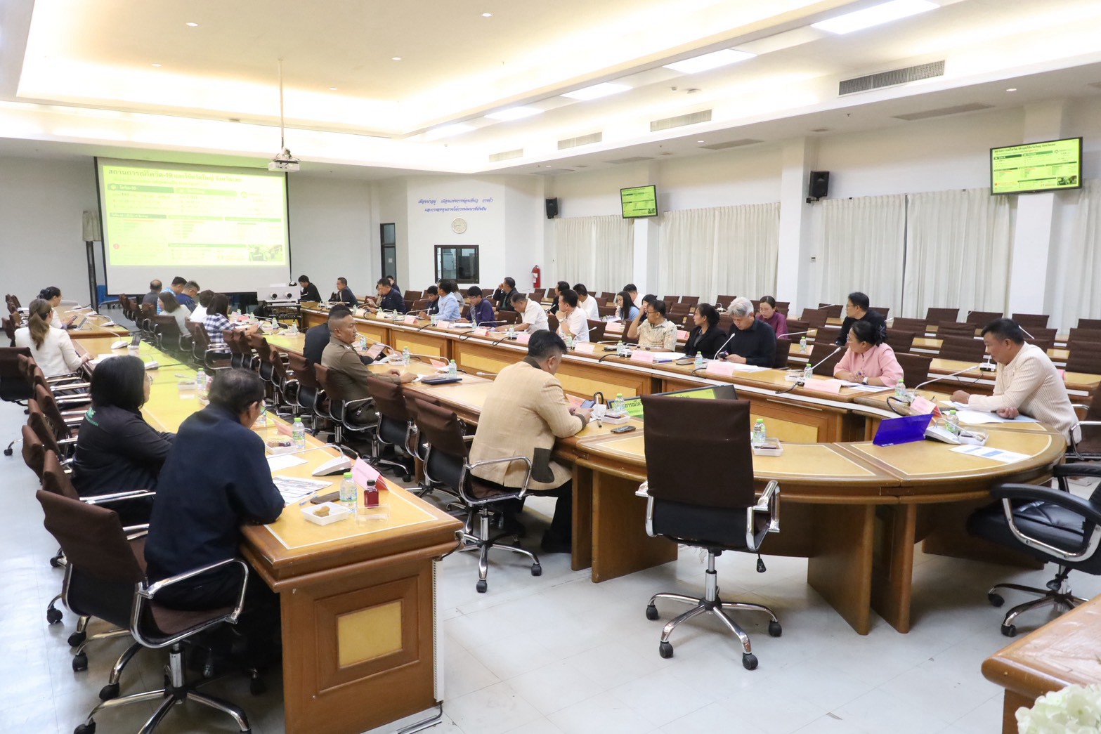 พช.เลย ร่วมประชุม Morning Brief เชื่อม "ข้อมูลชุมชน" เป็นฐาน ขับเคลื่อนเศรษฐกิจฐานราก มุ่งยกระดับคุณภาพชีวิตชาวเลย
