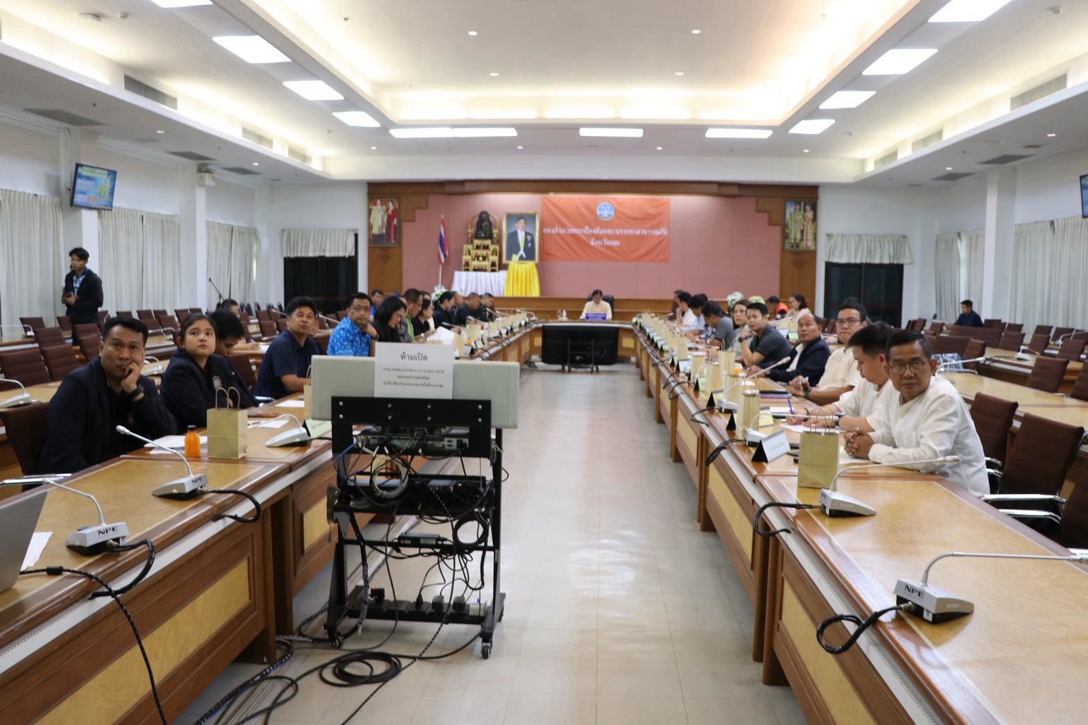 พช.เลย เกาะติด กอปภ.จังหวัด! เตรียมรับมือภัยแล้ง บูรณาการทุกภาคส่วนวางมาตรการเชิงรุก ครอบคลุมทั้งน้ำอุปโภคบริโภค เกษตรกรรม และแผนเผชิญเหตุอย่างรัดกุม